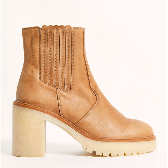 Free People James Chelsea Boots - Picture 2 of 8